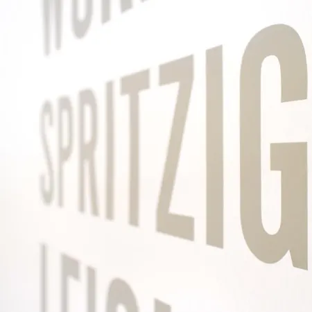 弗里德里希大街酒店