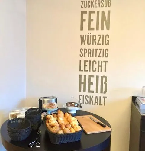 Otel Friedrichstrasse 2*